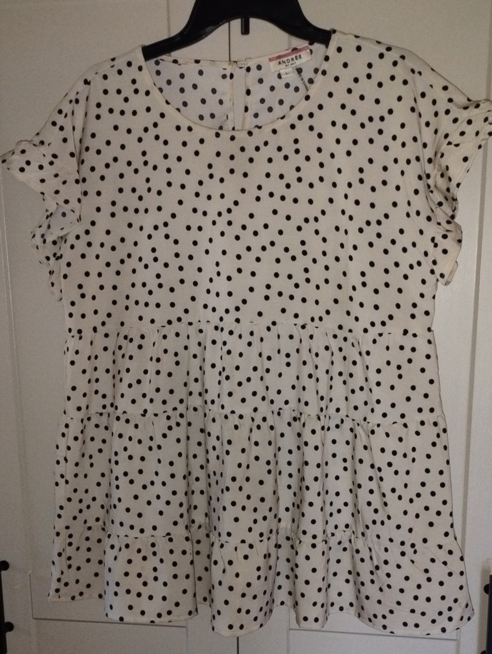 ANDREE BY UNIT White Polka Dot Short Sleeve Blouse